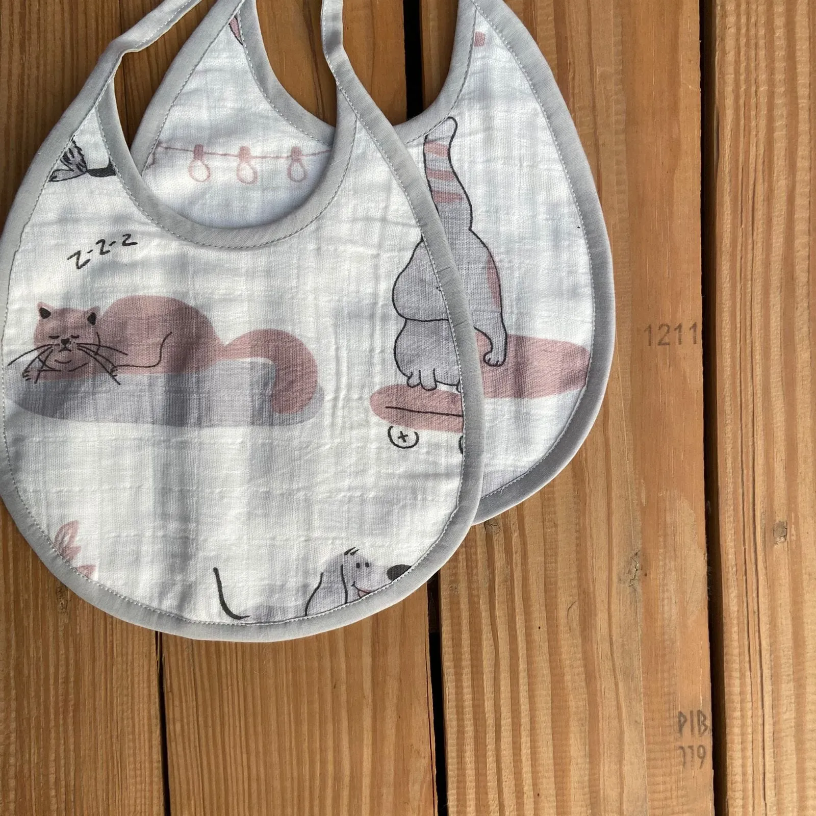 Woofles & Purrito Bibs (Set of 2)